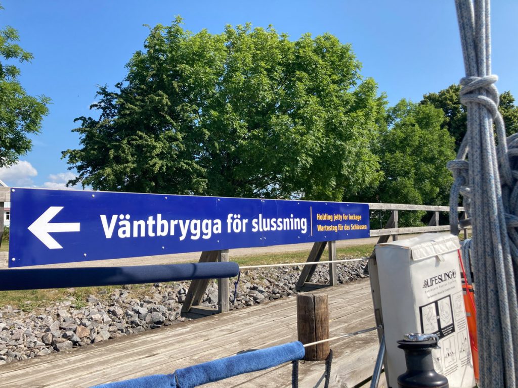 Mehr über den Artikel erfahren Schleusen, Schleusen, Schleusen: Über Berg, Borensberg und Motala nach Karlsborg